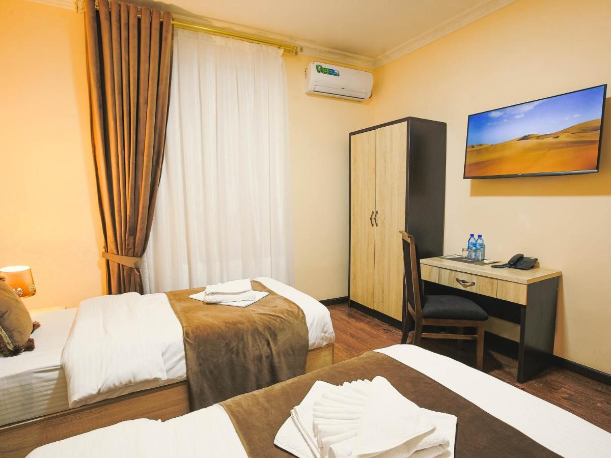 Rayyan Hotel Boukhara Extérieur photo