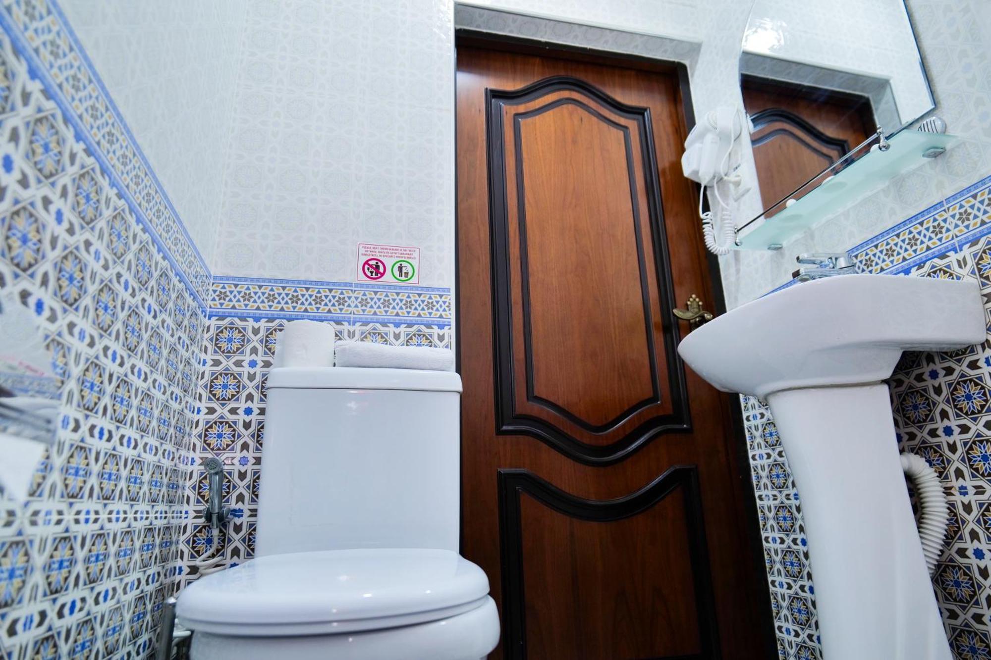 Rayyan Hotel Boukhara Chambre photo
